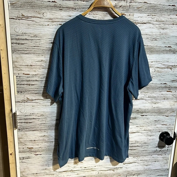 Nike blue short  sleeve shirt size XXL - Picture 6 of 9